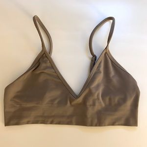 Soft-smoothing bralette